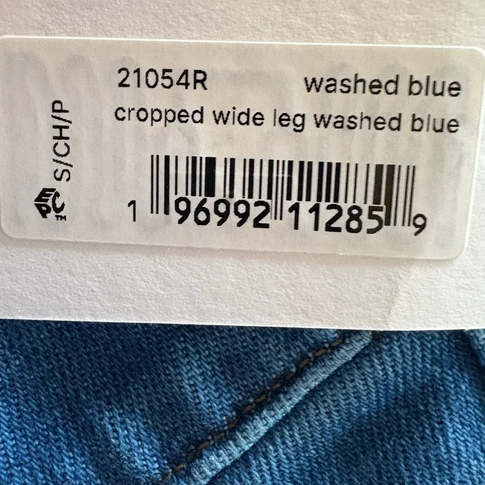 NWT SPANX Women’s Wide Leg Cropped Denim Jeans Small S Washed Blue - Picture 10 of 12